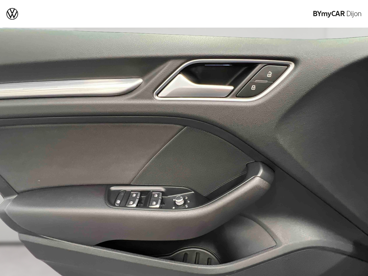 Audi A3 Sportback 40 TFSI 190 S tronic 7 — photo 17