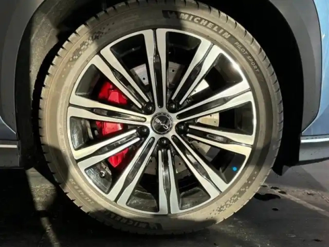 Byd Sealion 7 530ch - 91,3 kwh excellence awd — photo 5