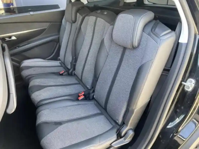 Peugeot 5008 ii puretech 130 s&amp;s allure business — photo 31
