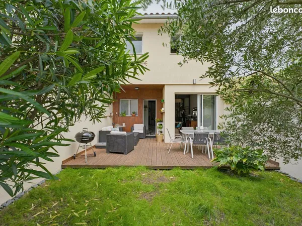 Échoppe rénovée de 110 m² avec jardin et terrasse sans vis-à-vis