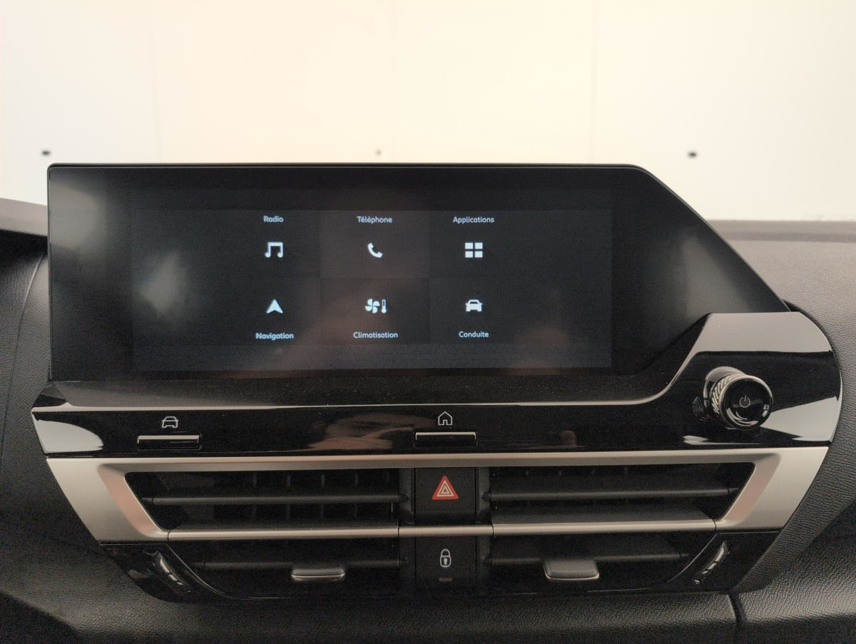 Citroën C4 — photo 22