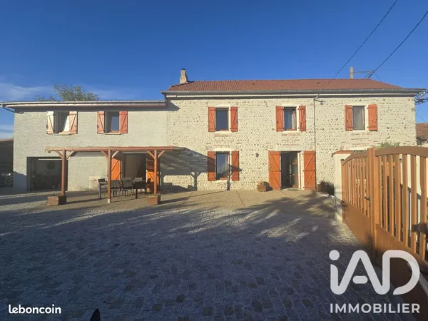 Maison familiale 8 pièces 184 m²