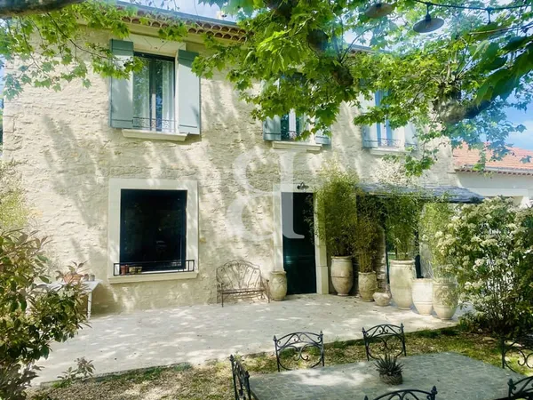 Authentique mas à L'Isle-sur-la-Sorgue, proximité centre-ville