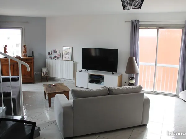 Bel appartement type 3 Romans/Isère
