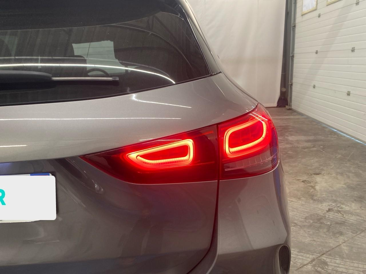 Mercedes Gla 200 d 8g-dct amg line — photo 31