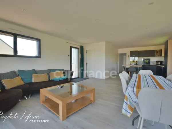 Maison de 2025 - Plain pied - 116 m² - 5 chambres à BEAUFORT EN ANJOU