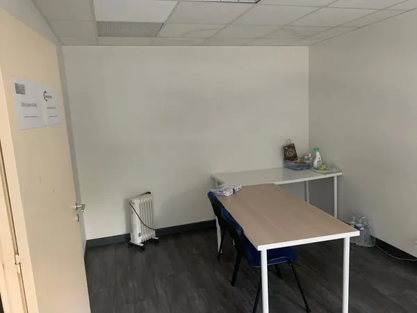 PERPIGNAN ESPACE MED. BUREAUX MODULABLES 150m²