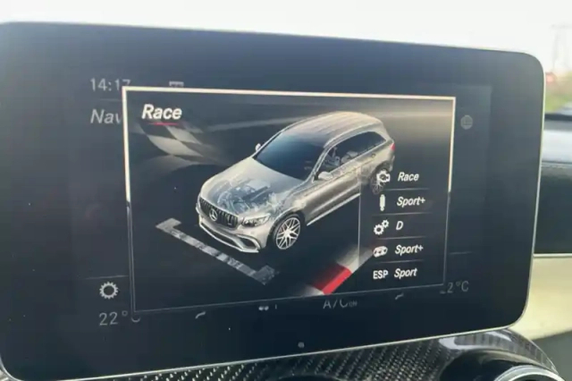 Mercedes Glc classe  63 s amg 9g-tronic 4matic+ — photo 24