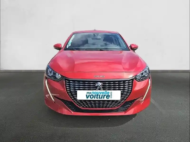 Peugeot 208 puretech 100 s&amp;s eat8 — photo 2