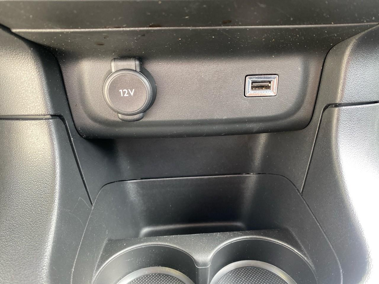 Citroën C3 1.2 puretech 83ch s&s shine — photo 24
