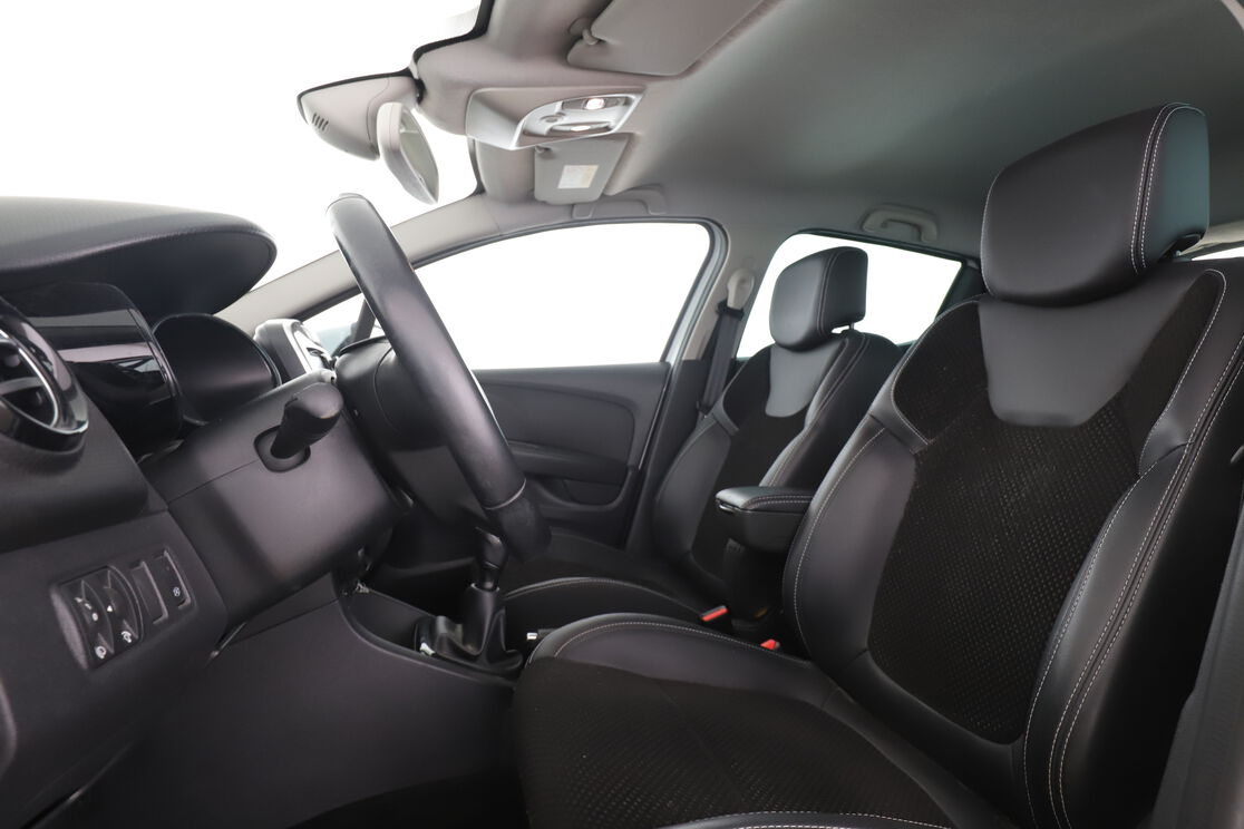 Renault Clio 0.9 TCe Intens — photo 9