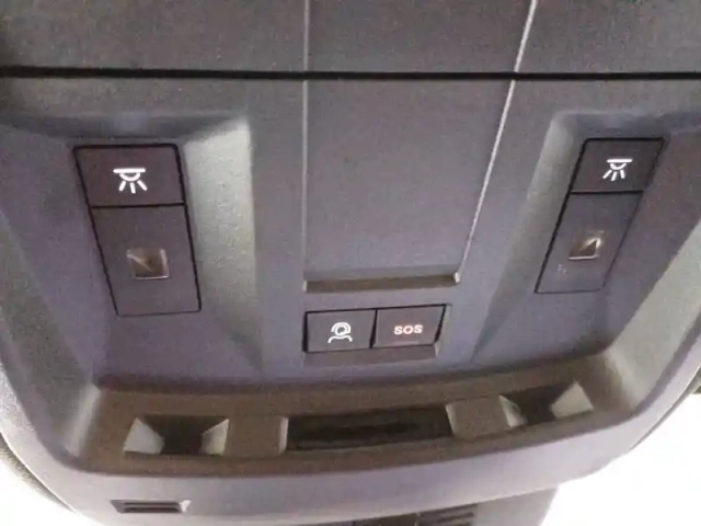 Peugeot 5008 hybrid 136 e-dcs6 — photo 27