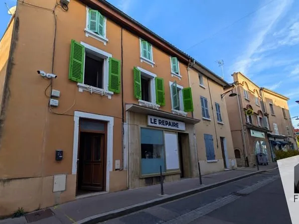 Maison de village de 95 m2 avec cave Fort potentiel