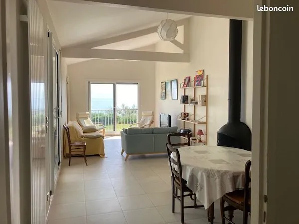 Chambre dans appartement en colocation à proximité de l'université et de l'école de commerce
