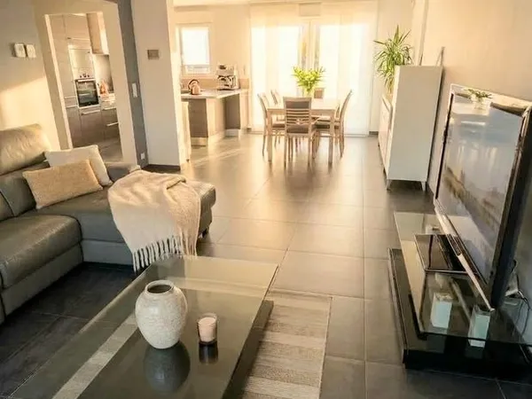 Maison individuelle 132,30 m² - 4 chambres - Terrain 630 m² - Garage 3 véhicules
