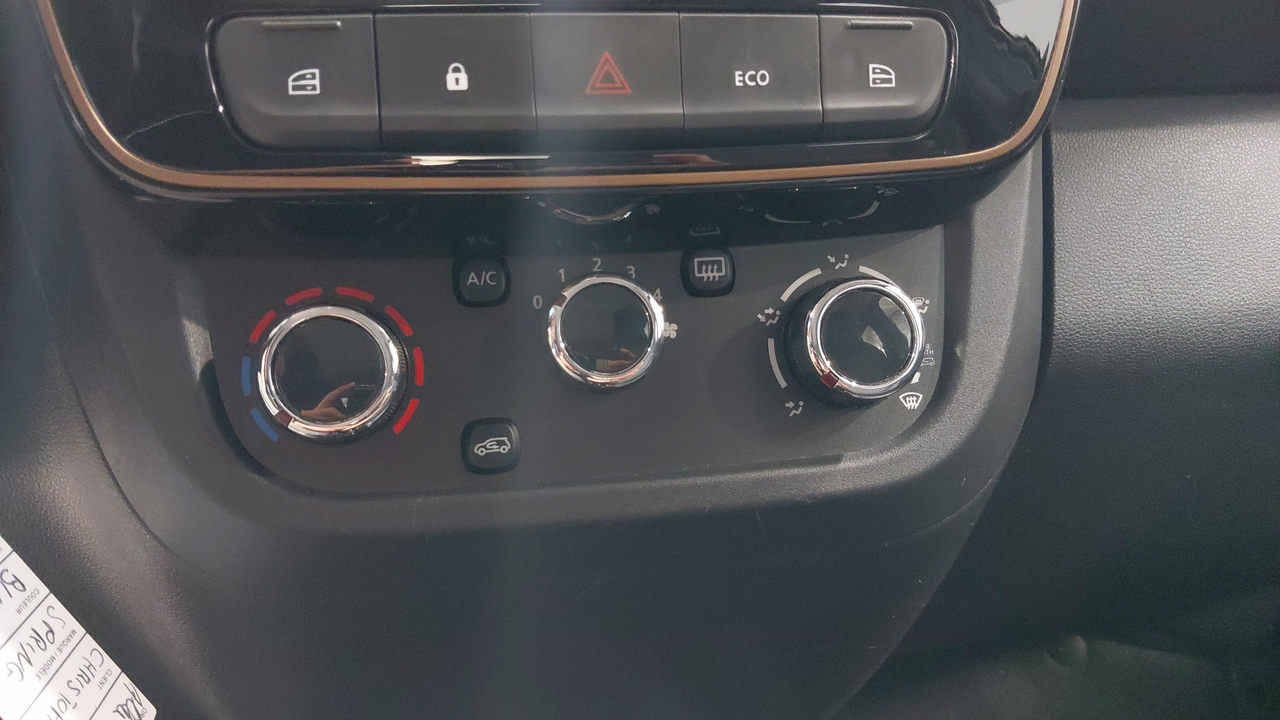 Dacia Spring — photo 20
