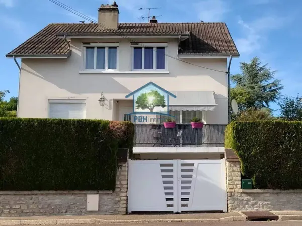 Maison 6 pièces 156 m²
