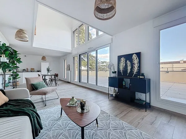 Duplex 5 pièces 123 m²