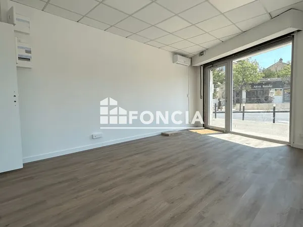 Commercial_premise