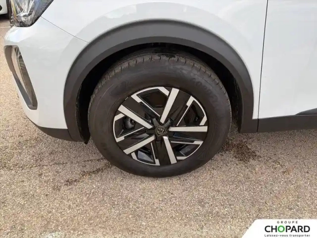 Peugeot 2008 hybrid 145 e-dcs6 — photo 12