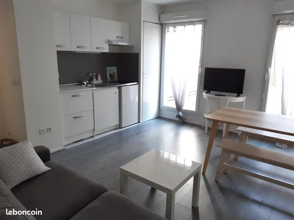 Studio meublé