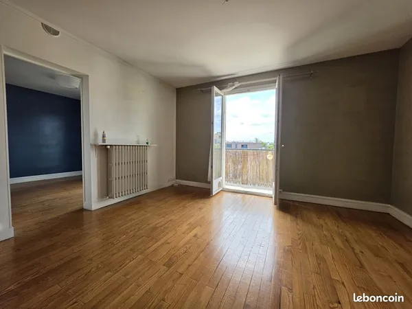Appartement 3 pièces de 59 m² au Château de l'Hers