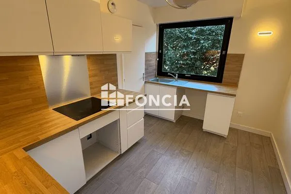 Appartement 4 pièces 99 m²