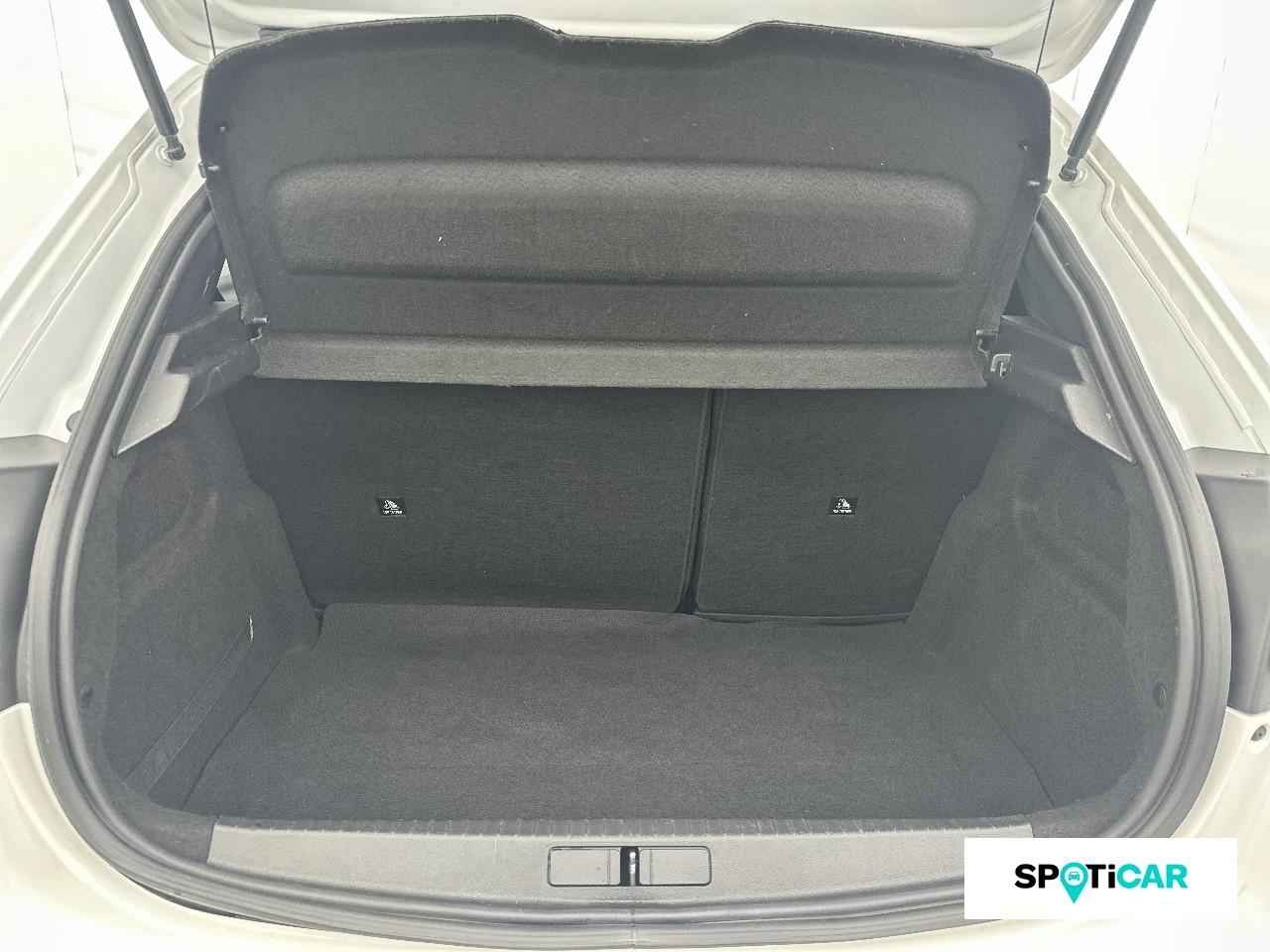 Peugeot 208 1.2 puretech 100ch s&s style 118g — photo 6