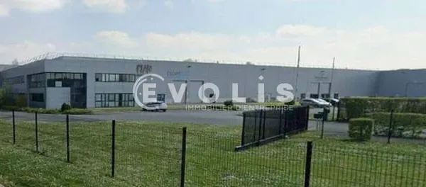 Local d'activité 5392 m²