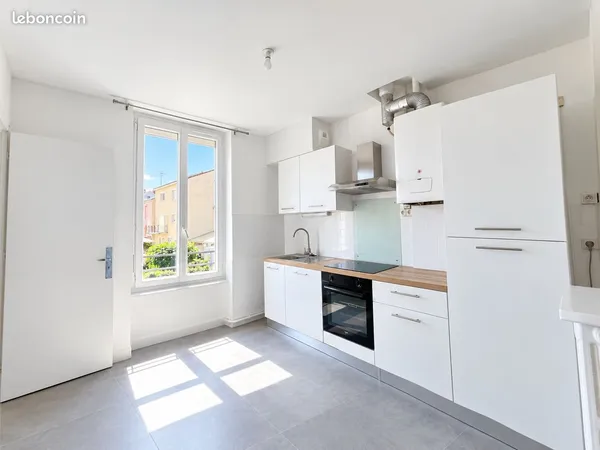 DIRECT PARTICULIER T4 Limoges avec jardin privé, stationnement facile et gratuit