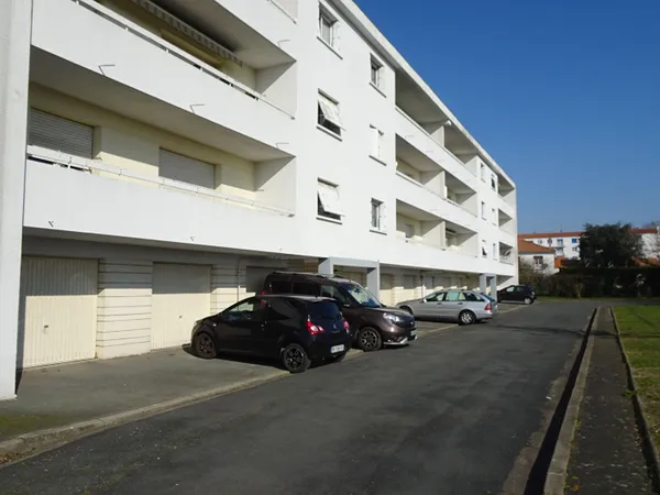 Rochefort - Grand Appartement T5 avec garage et balcon privatif