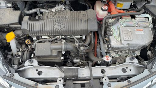 Toyota Yaris 1.5 VVT-i 100 Hybrid E-CVT - Collection – 2018 – 36785 km – Hybride essence – Boîte Automatique — photo 31