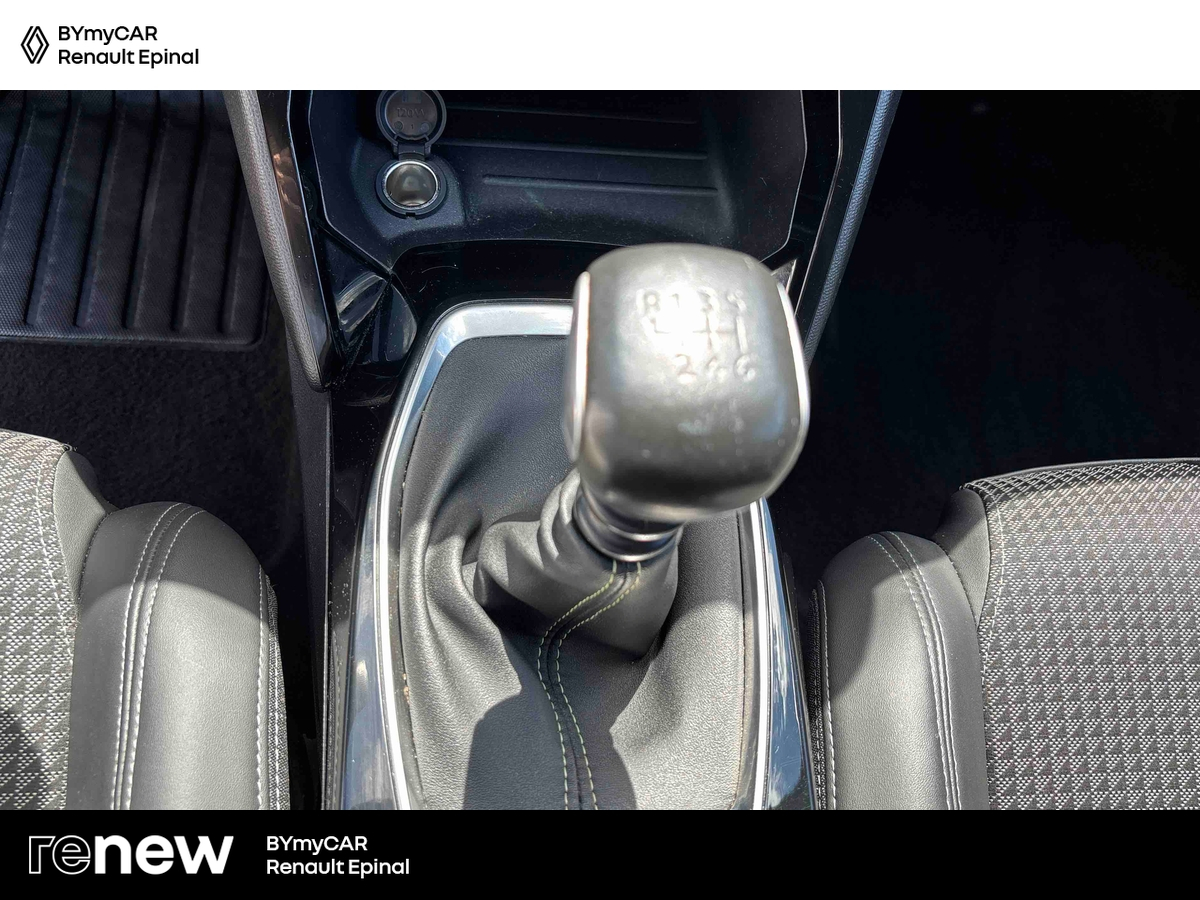 Peugeot 2008 PureTech 130 S&amp;S — photo 22