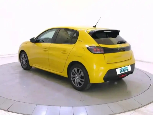 Peugeot 208 puretech 100 s&amp;s bvm6 — photo 6
