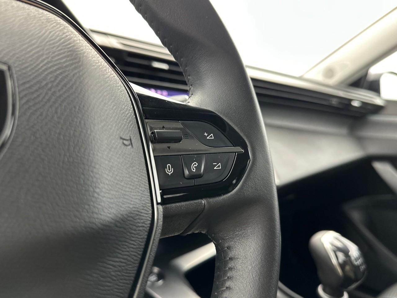 Peugeot 308 puretech 130ch s&s bvm6 allure — photo 18