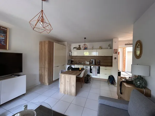 ? appartement 2 pièces meublé de 42 m²