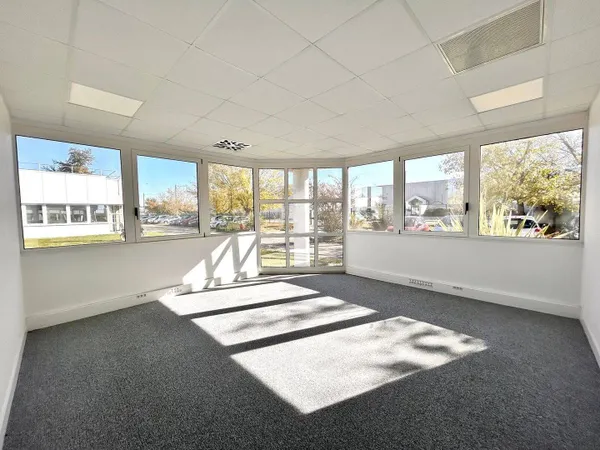 Bureaux 499 m²
