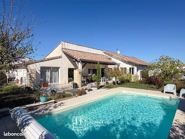 Maison 6 pièces 206 m²
