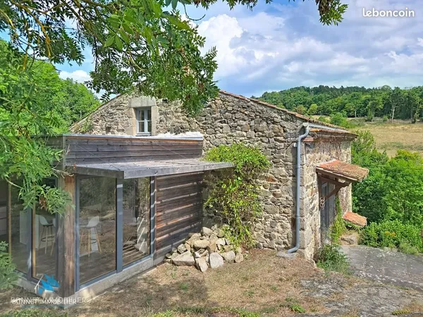 Maison 6 pièces 220 m²