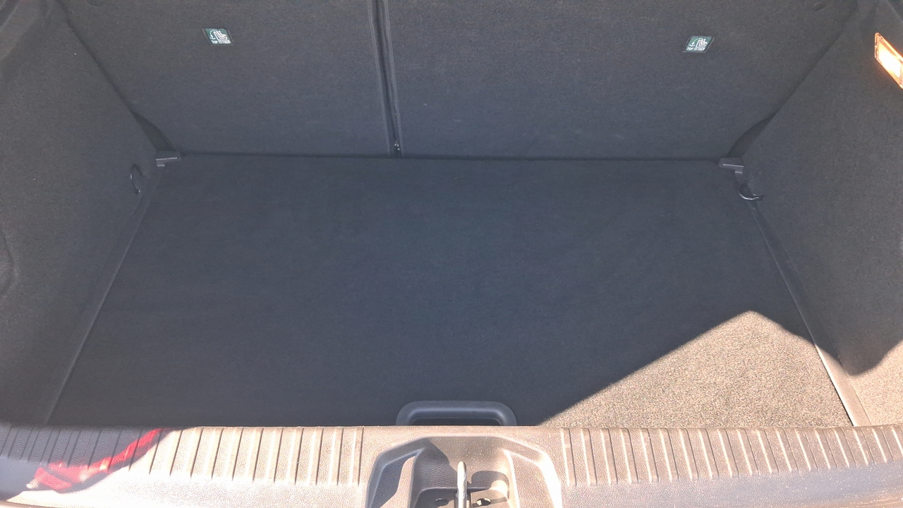 Renault Clio TCe 140 — photo 14
