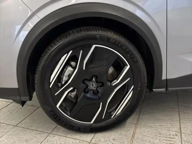 Peugeot 3008 hybride rechargeable plug-in 195ch gt e-dcs7 — photo 3
