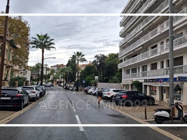 GARAGE 12 M² : CANNET MAIRIE
