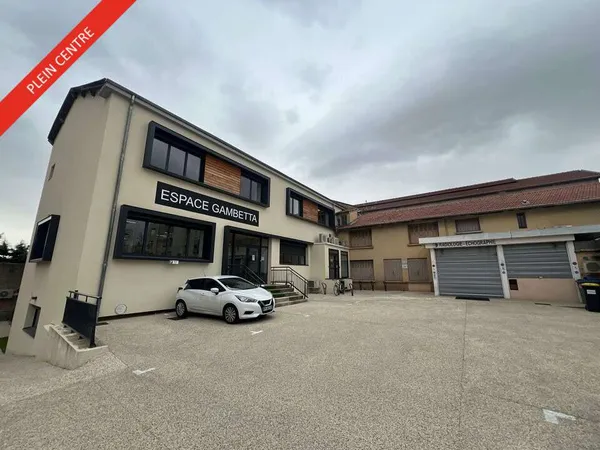 Bureaux 233m² à vendre à Bourg-lès-Valence