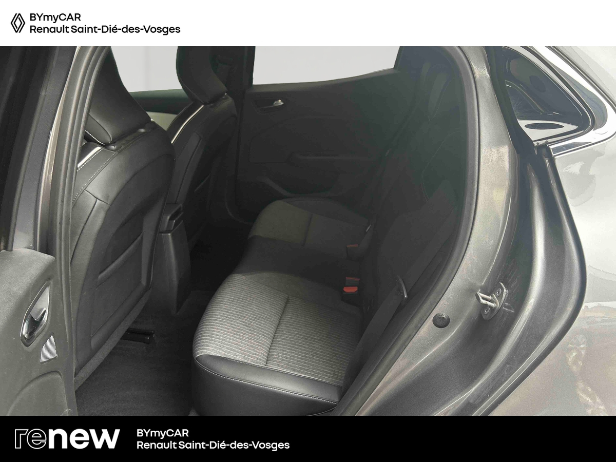 Renault Clio E-Tech full hybrid 145 — photo 12