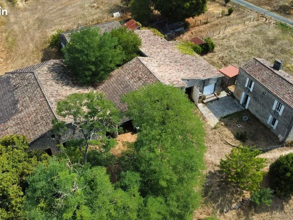 Propriété 4 pièces 61 m²