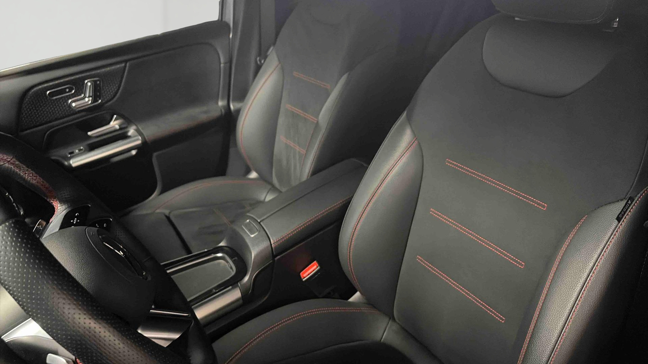 Mercedes EQA 250+ — photo 11