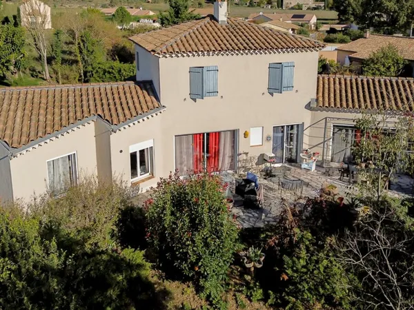 Villa 6 pièces 148 m²