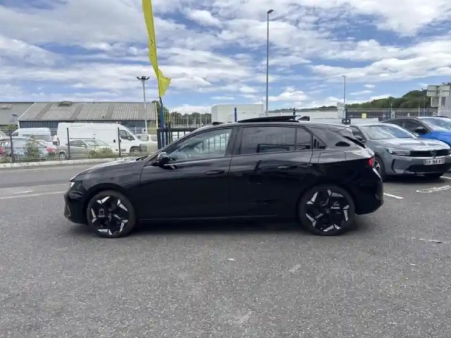 Opel Astra 1.6 turbo 225ch hybrid gse bva8 — photo 8