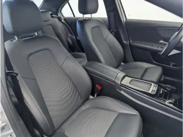 Mercedes Classe A 180 d berline business line — photo 9