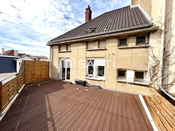 Superbe immeuble 170 m² à 50 m plage + garage cave